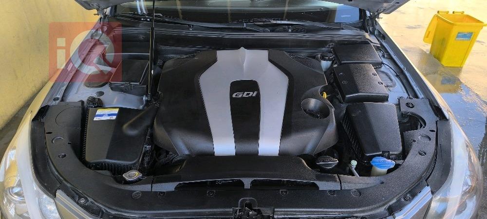 هيونداي جنسس